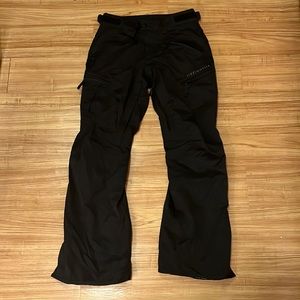 Women’s 686 Snow pants MD 15,000 waterproofing NWOT